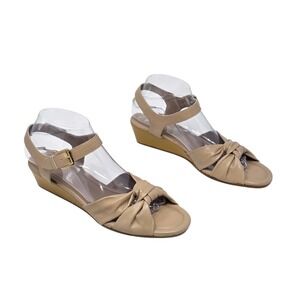 Amalfi by Rangoni Womens Beige Italian Leather Low Wedge Sandal Open Toe Size 9